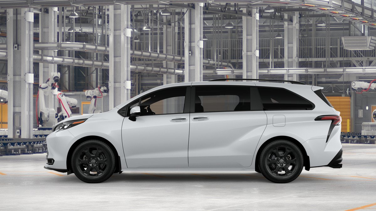 New 2026 Toyota Sienna XLE Woodland Edition AWD/4WD image 4