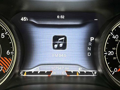 Used 2014 Jeep Cherokee Limited w/ Luxury Group image 17