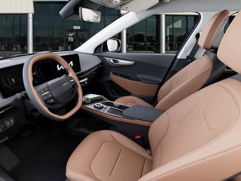 New 2026 Kia EV6 Wind RWD image 17