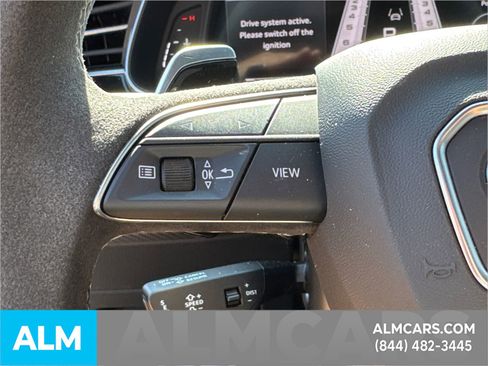 Used 2025 Audi RS Q8 performance image 31