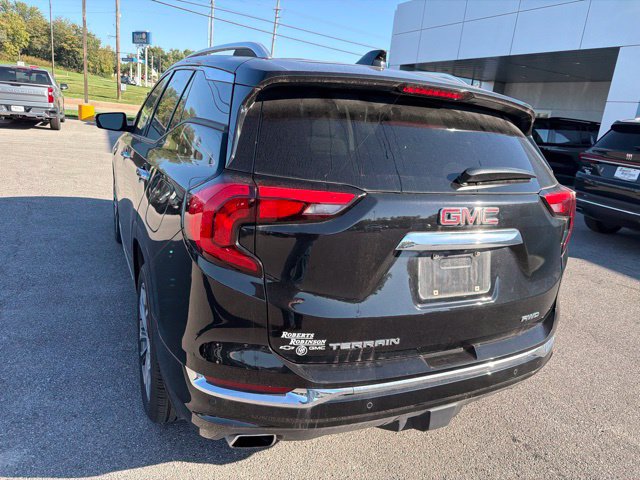 Used 2018 GMC Terrain Denali w/ Comfort Package AWD/4WD image 16