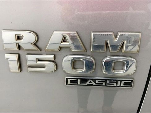 Used 2019 RAM 1500 Tradesman w/ Chrome Appearance Group image 7