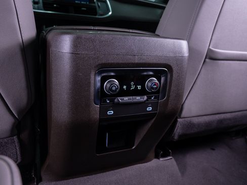 Used 2023 Chevrolet Tahoe LT w/ Luxury Package AWD/4WD image 18