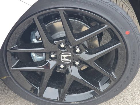 New 2026 Honda Civic Sport image 3