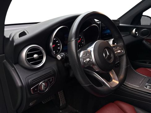 Used 2022 Mercedes-Benz GLC 300 w/ AMG Line image 47