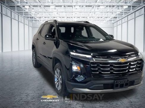 Used 2025 Chevrolet Equinox LT w/ Convenience Package II AWD/4WD image 4