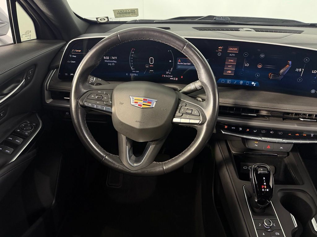 Used 2024 Cadillac XT4 Premium Luxury AWD/4WD image 14