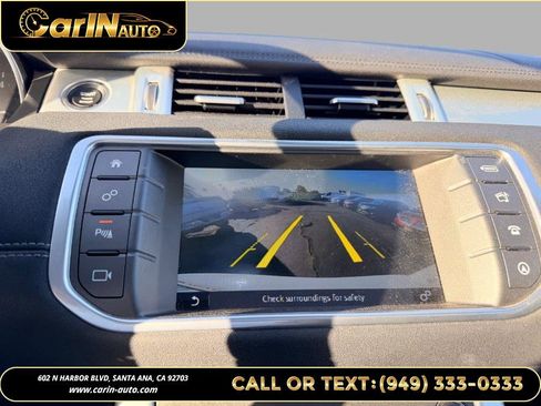 Used 2017 Land Rover Range Rover Evoque SE Premium image 21