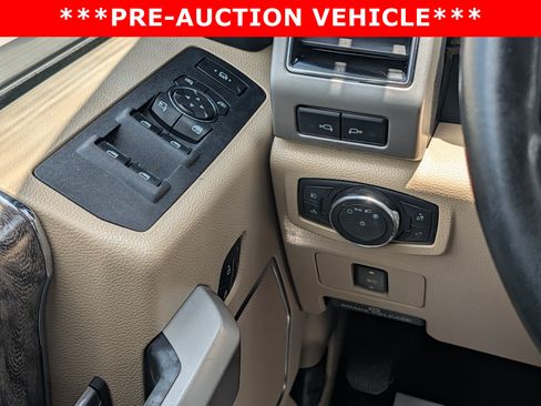 Used 2019 Ford F250 Lariat w/ Lariat Value Package AWD/4WD image 23