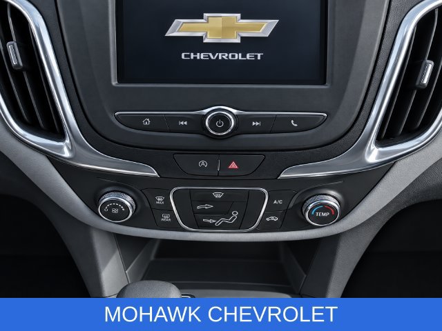 Certified 2022 Chevrolet Equinox LS w/ LS Convenience Package AWD/4WD image 13