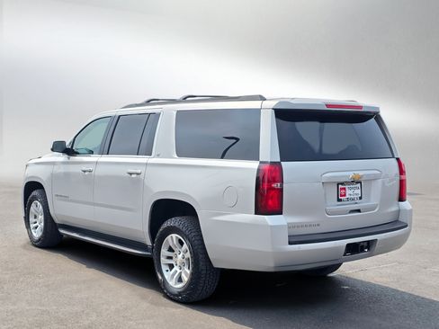 Used 2018 Chevrolet Suburban LT AWD/4WD image 3