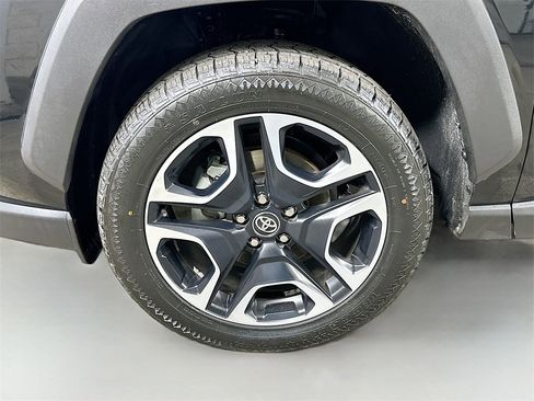 Used 2021 Toyota RAV4 Adventure image 8