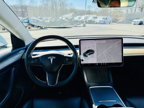 Used 2022 Tesla Model 3 Long Range image 6