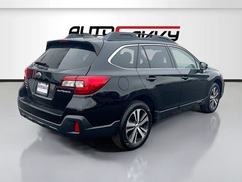 Used 2019 Subaru Outback 2.5i Limited image 7