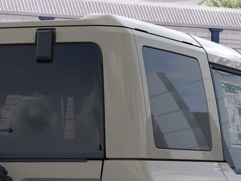 New 2026 Ford Bronco Outer Banks w/ Sasquatch Package AWD/4WD image 25
