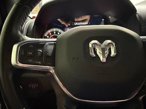 Used 2022 RAM 1500 Laramie AWD/4WD image 22