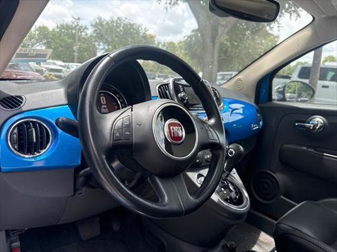 Used 2017 FIAT 500 Lounge FWD image 12