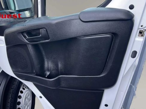 Used 2025 RAM ProMaster 2500 w/ Convenience Group FWD image 11