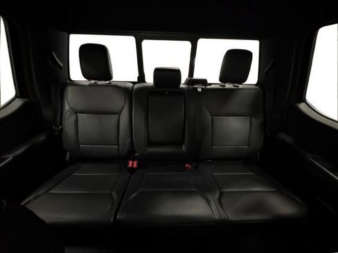 Used 2025 Ford F150 Lariat w/ Equipment Group 502A High AWD/4WD image 14