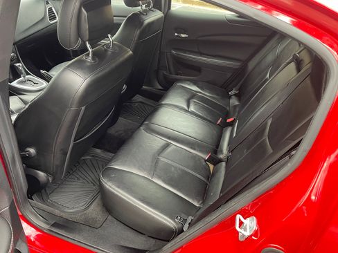 Used 2013 Dodge Avenger SXT w/ Rallye Appearance Group image 12