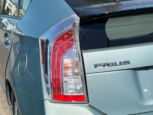 Used 2015 Toyota Prius Two image 20