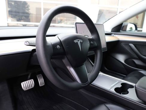Used 2021 Tesla Model 3 Performance AWD/4WD image 16