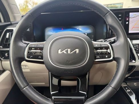 Certified 2023 Kia Sorento SX AWD/4WD image 33