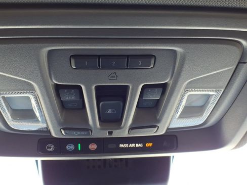 Used 2025 Chevrolet Silverado 1500 LTZ w/ Technology Package AWD/4WD image 25