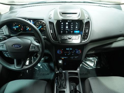 Used 2017 Ford Escape SE w/ Equipment Group 201A AWD/4WD image 16