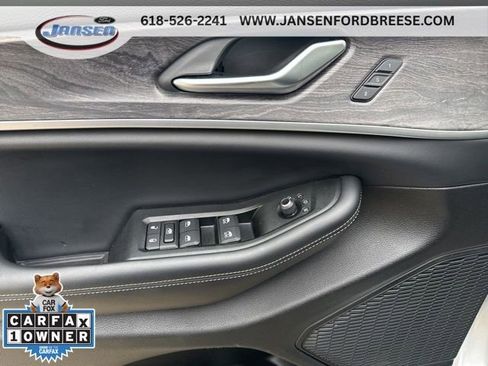 Used 2024 Jeep Grand Cherokee L Limited w/ Luxury Tech Group II image 8