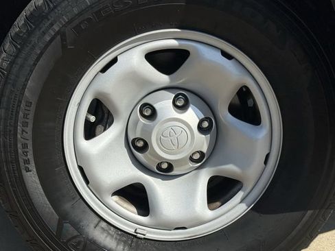 Used 2023 Toyota Tacoma SR w/ SR Convenience Package RWD image 8