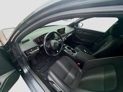 Certified 2025 Honda Civic Sport image 9