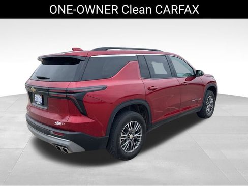 Used 2024 Chevrolet Traverse LT w/ Trailering Package image 7