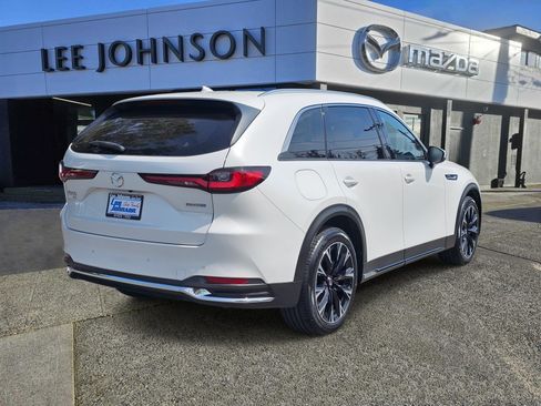 Certified 2024 MAZDA CX-90 Plug-In Hybrid w/ Premium Plus AWD/4WD image 5