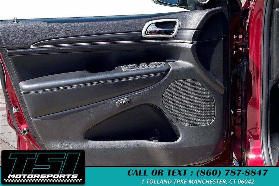 Used 2021 Jeep Grand Cherokee Limited AWD/4WD image 22