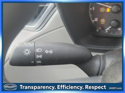 Used 2024 Toyota Corolla Cross L image 17