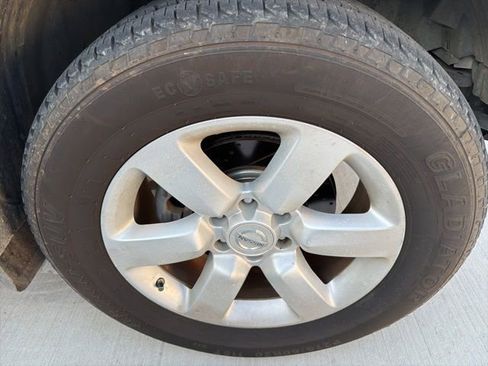 Used 2012 Nissan Titan SL w/ SL Technology Pkg image 27