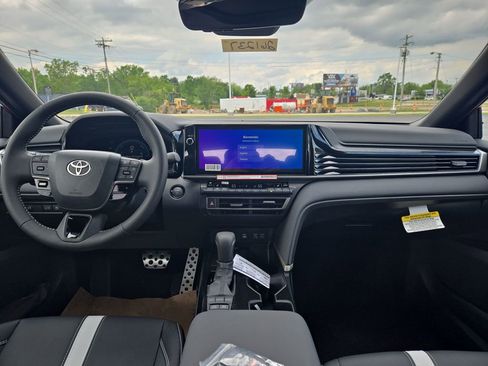 New 2026 Toyota Camry SE FWD image 12