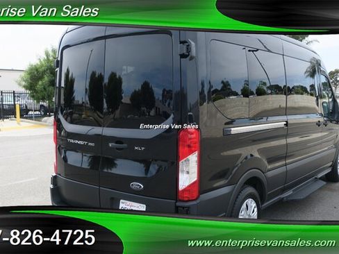 Used 2023 Ford Transit 350 XLT RWD image 5