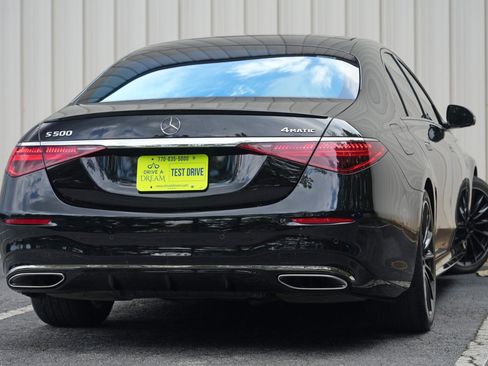 Used 2023 Mercedes-Benz S 500 4MATIC w/ AMG Line image 5