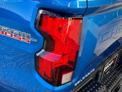 Used 2023 Chevrolet Colorado Trail Boss w/ Advanced Trailering Package image 26