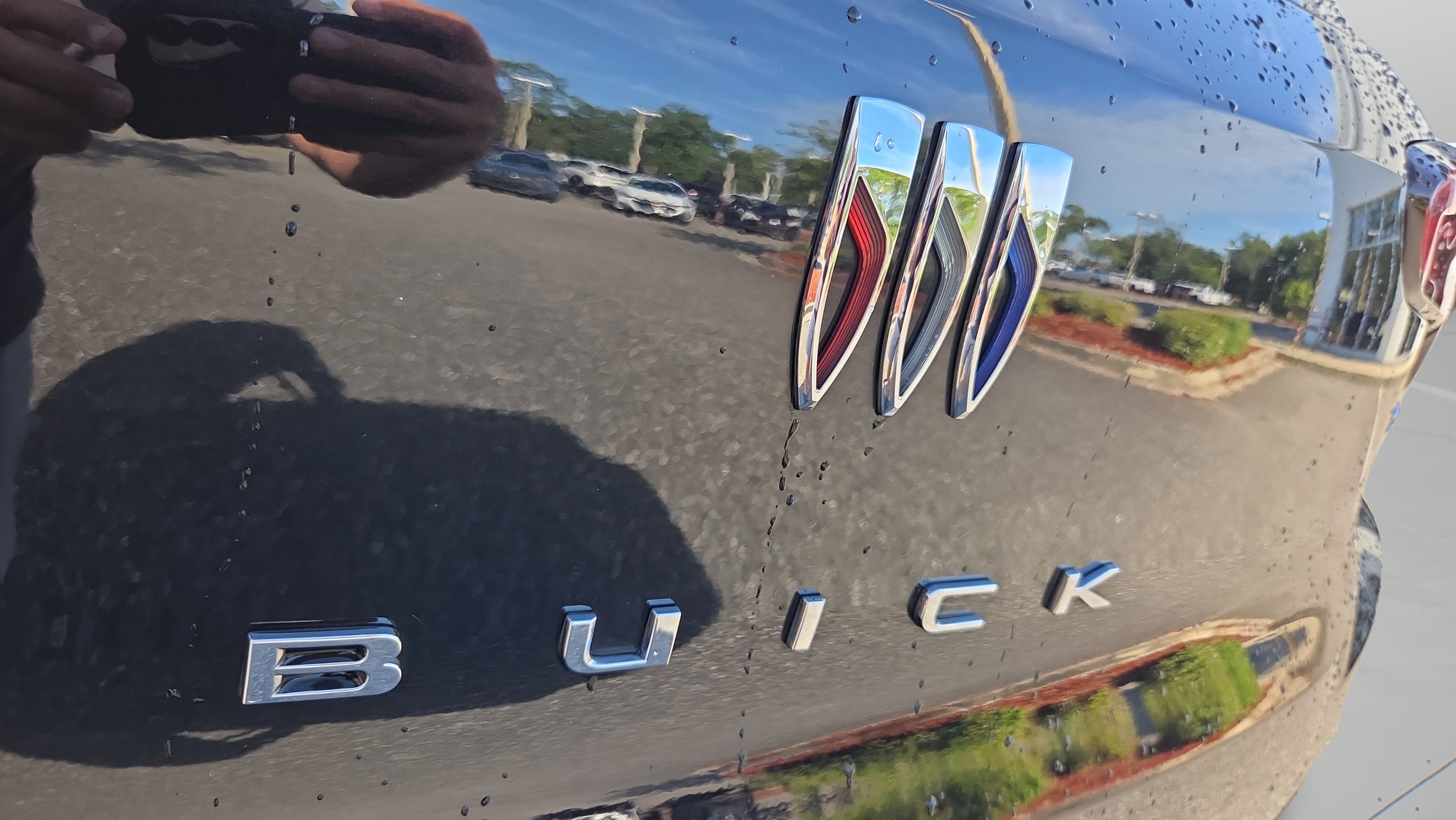 Certified 2024 Buick Encore GX Sport Touring AWD/4WD image 15