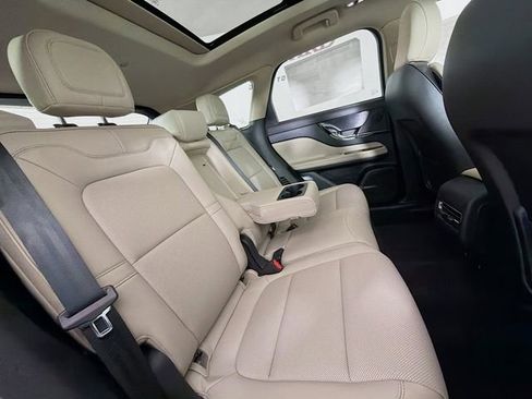 New 2026 Lincoln Corsair Premiere image 29