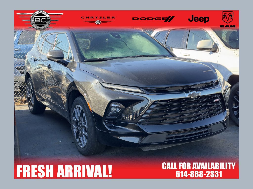 Used 2025 Chevrolet Blazer RS FWD image 1