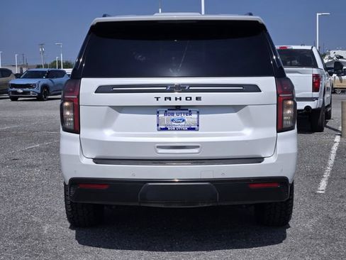 Used 2021 Chevrolet Tahoe Z71 w/ Luxury Package AWD/4WD image 6
