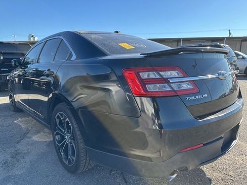 Used 2013 Ford Taurus SHO image 4