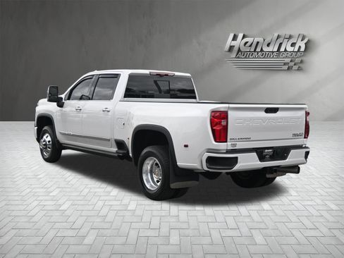 Used 2025 Chevrolet Silverado 3500 High Country w/ High Country Premium Package AWD/4WD image 8