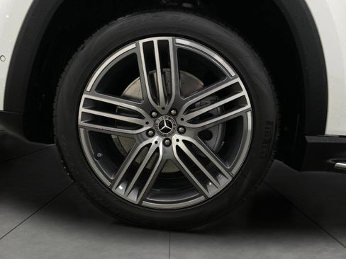 New 2026 Mercedes-Benz GLS 450 4MATIC image 52