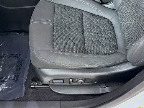 Used 2020 Chevrolet Blazer LT image 18