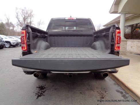 Used 2021 RAM 1500 Laramie image 25